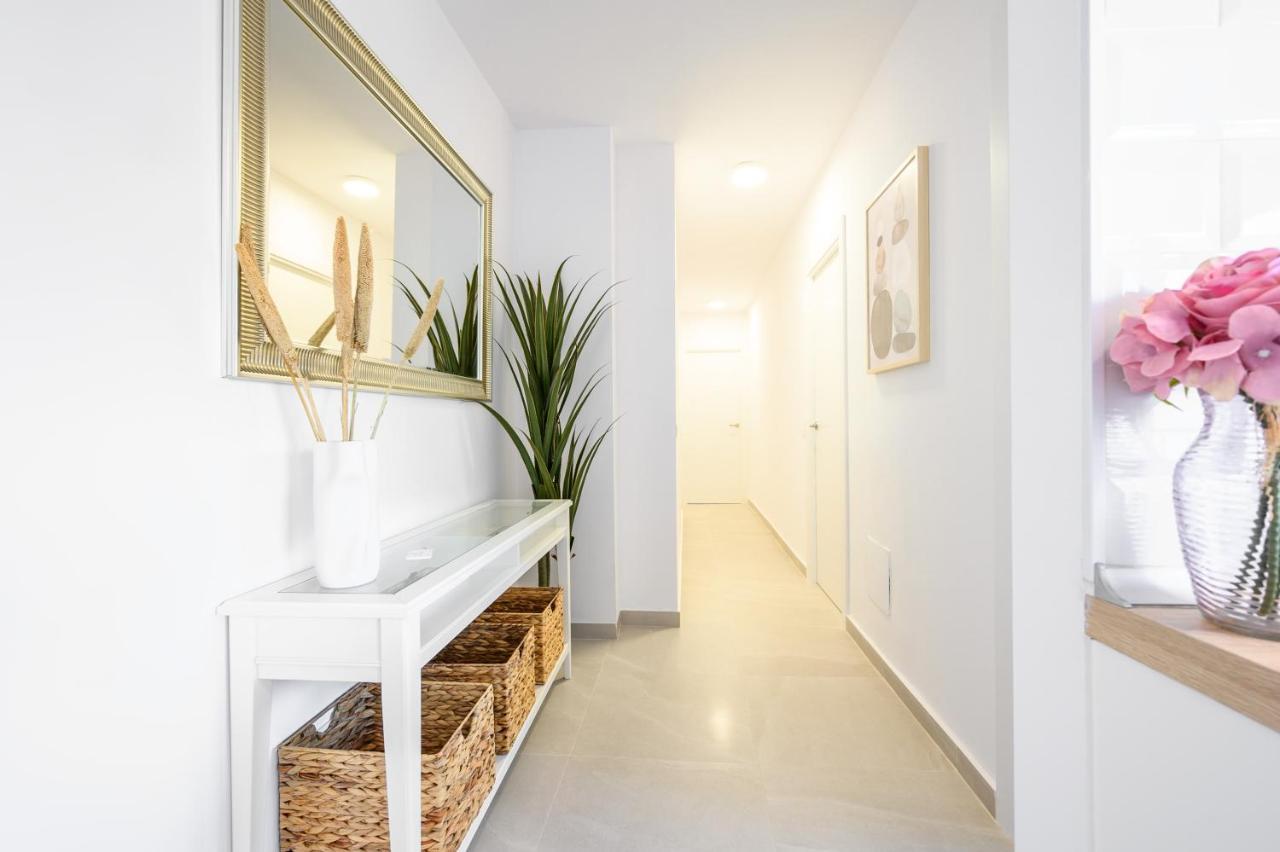 2 Bedroom, New, 1 Min To The Beach, City Center- Picasso By 10Tosea Fuengirola Eksteriør billede